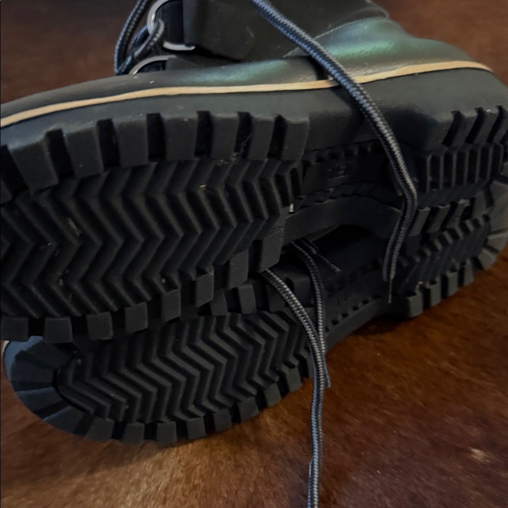 JBU Black Winter Boots with Faux Fur Trim - Picture 3 of 3